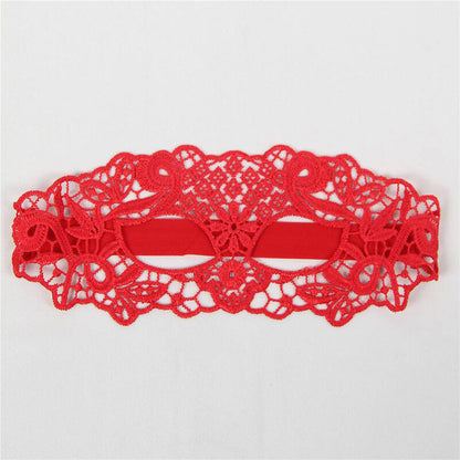 Masque Dentelle Rouge Charme Intense & Finition Délicate